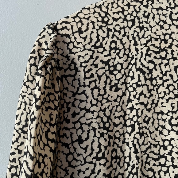 Pleione peplum blouse - Picture 8 of 9